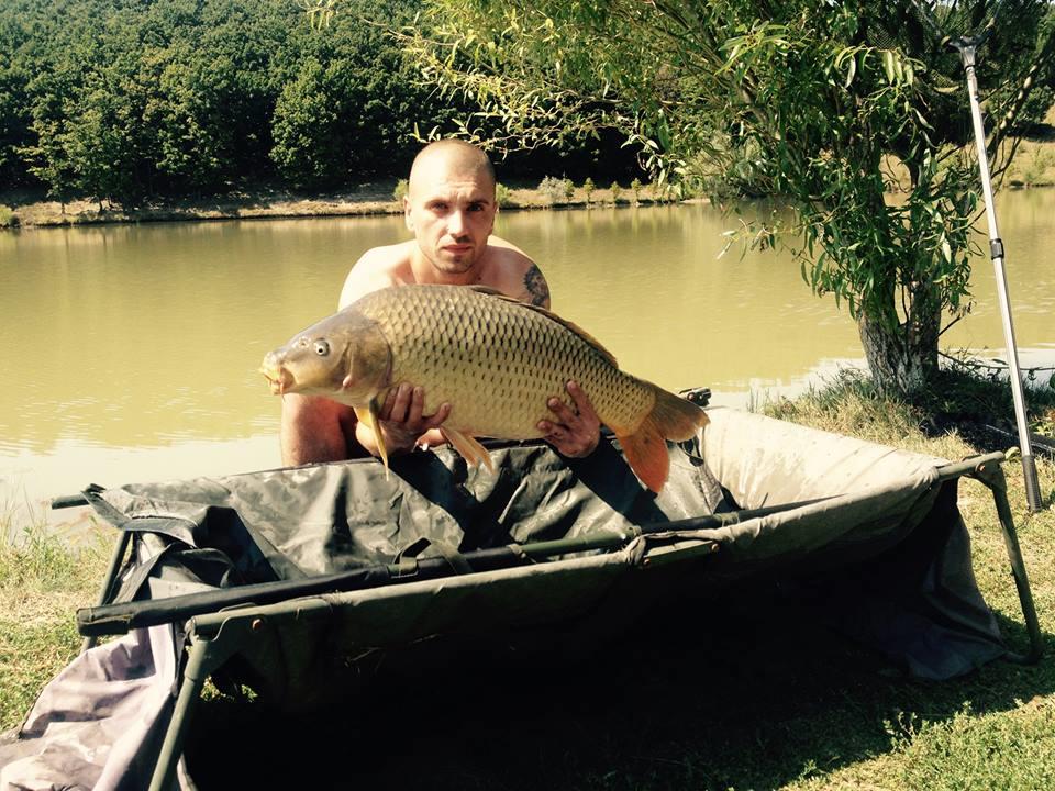 Un colt de rai Bulzesti - 119968994200252248529491849746877451997624n.jpg